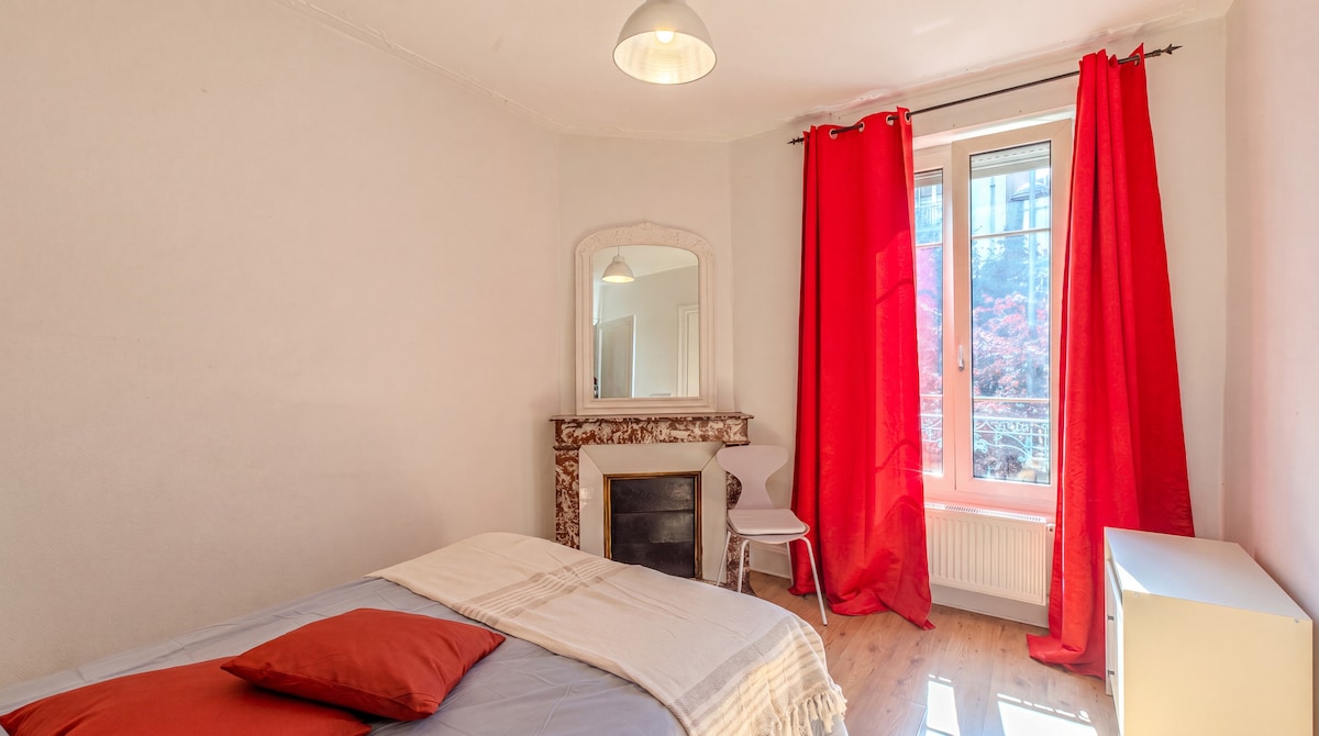 Cosy T3 avec balcon, Proche centre & gare, Nancy, Nancy